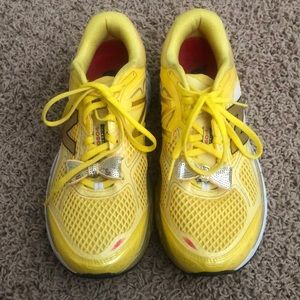 New Balance Minnie Mouse Running Shoes.